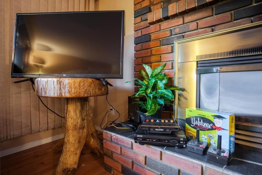 Вилла Spacious And Comfy ! Виктория Экстерьер фото
