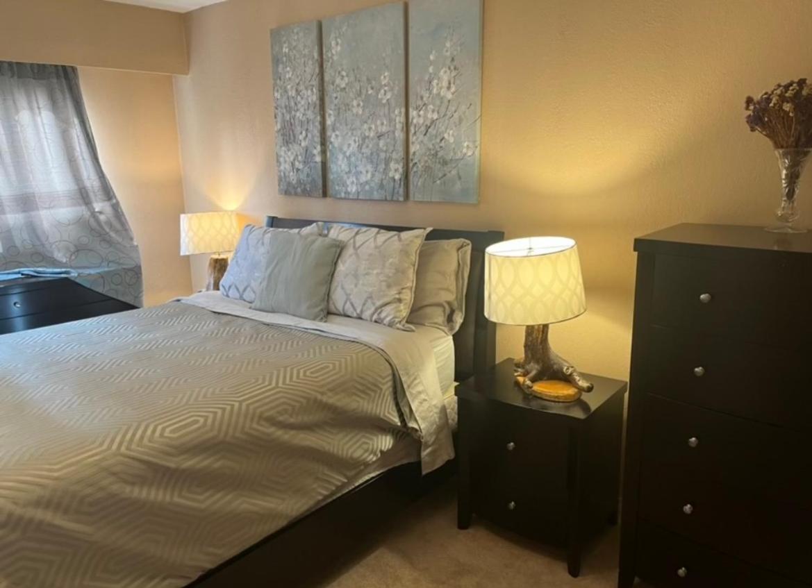 Вилла Spacious And Comfy ! Виктория Экстерьер фото